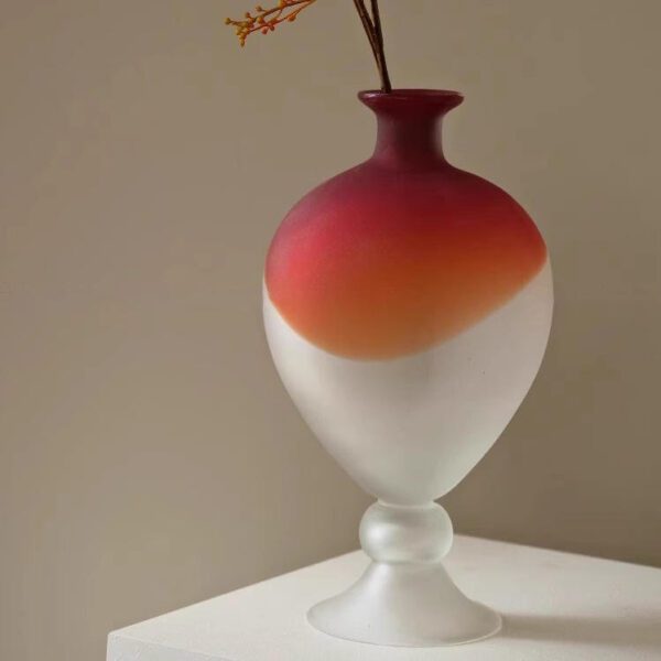 Red-to-White Gradient Elegant Decorative Vase