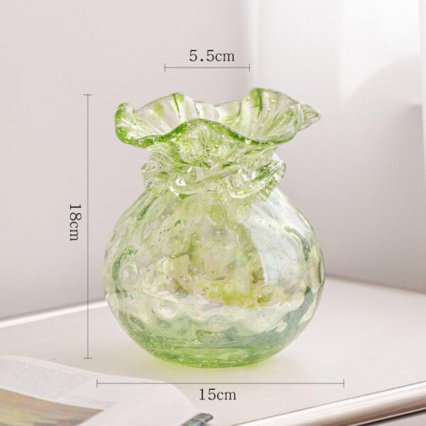 Green Flower-Shaped Glass Decorative Vase (Artistic Styling)