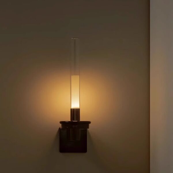 Minimalist Slender Wall Lamp – Decorative Lighting for Indoor Wall
