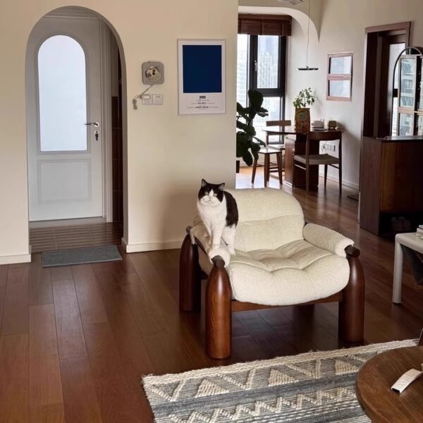 Light Fabric Single Lounge Chair with Wood Frame – Modern Accent Chair for Living Room