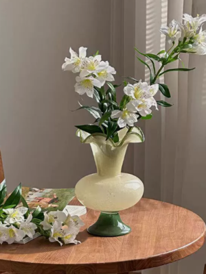 Vintage Ruffled Rim Glass Vase - Retro Green & Cream Flower Vase for Home Decor