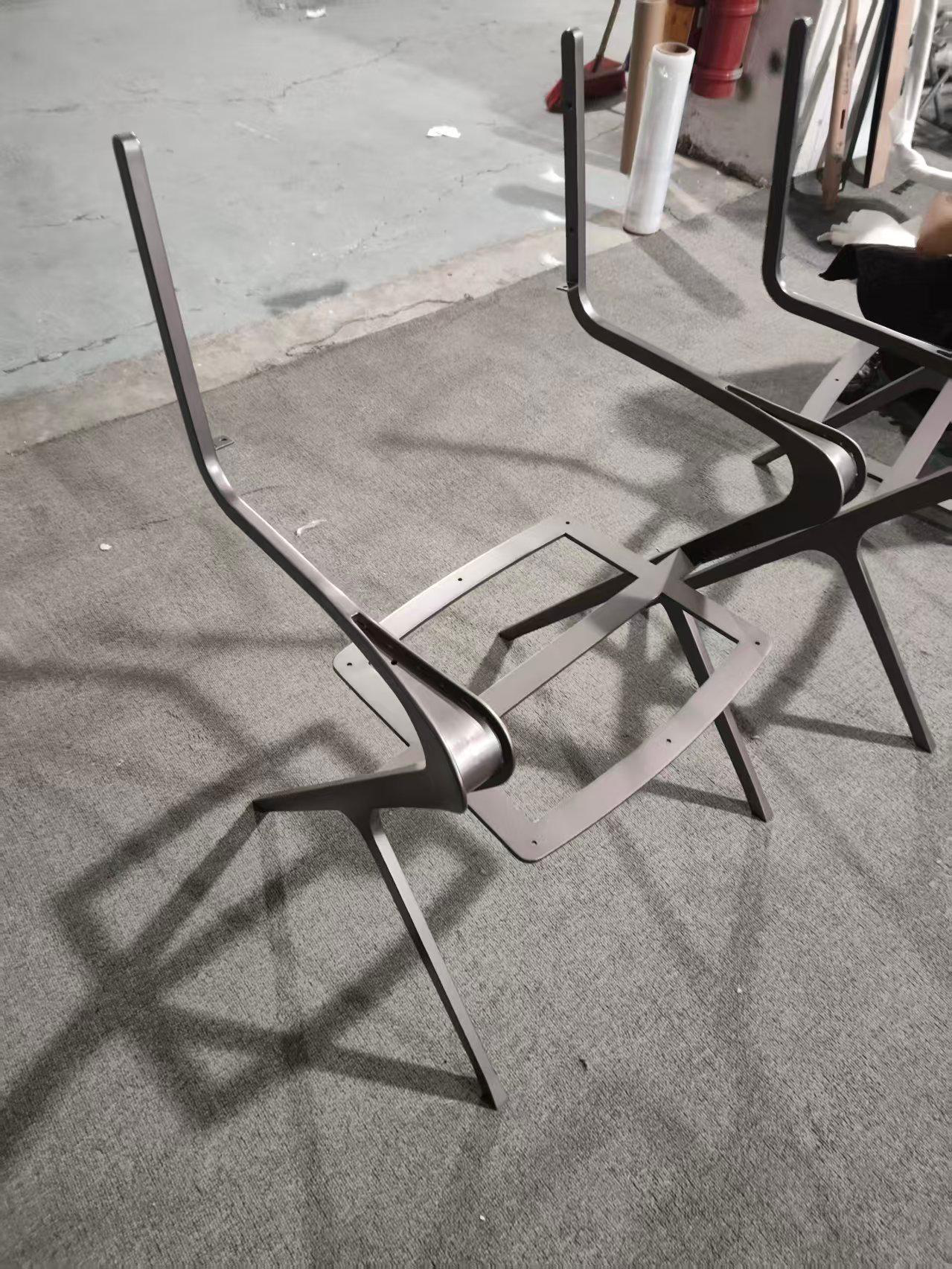 Modern Minimalist Outdoor Lounge Chair